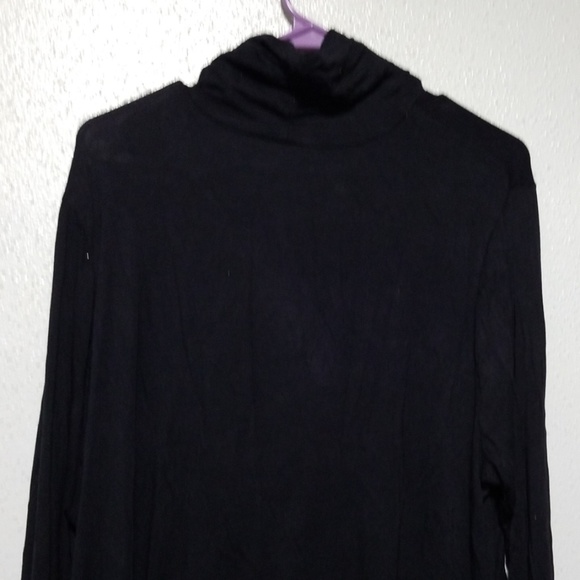 Top - Picture 3 of 3